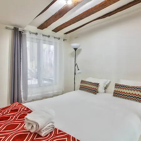 10 Design Flat Grand Boulevards * Paris